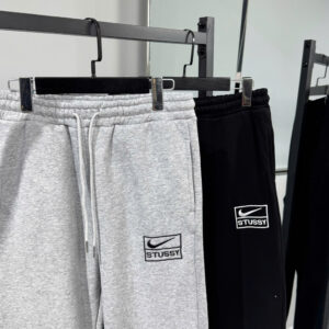 z7097483605624_b845aa37493e7449fbade5815cb96d9d