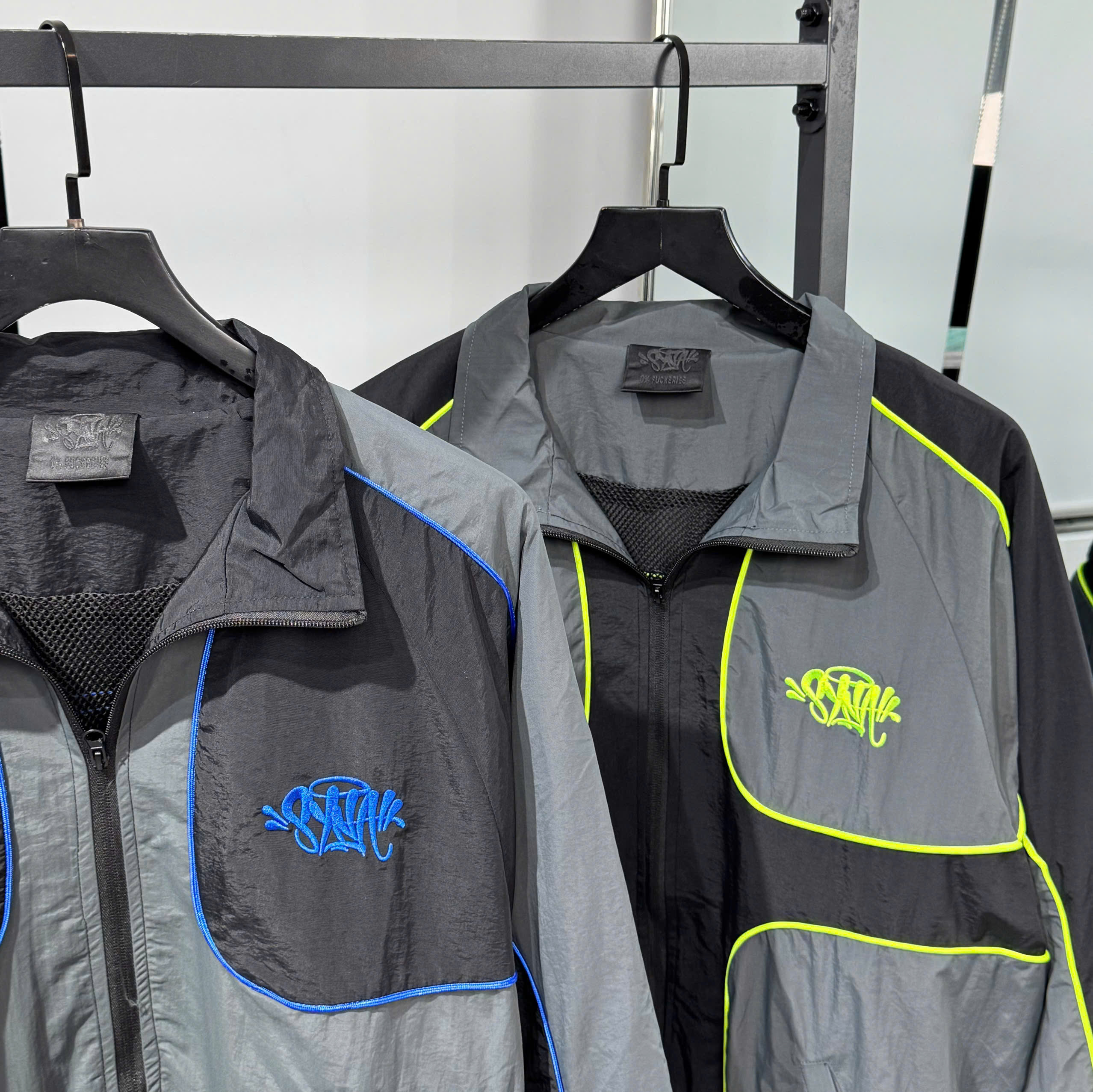 z7111207103663_1f0991d9fce04f22d6555b3e938b2a25