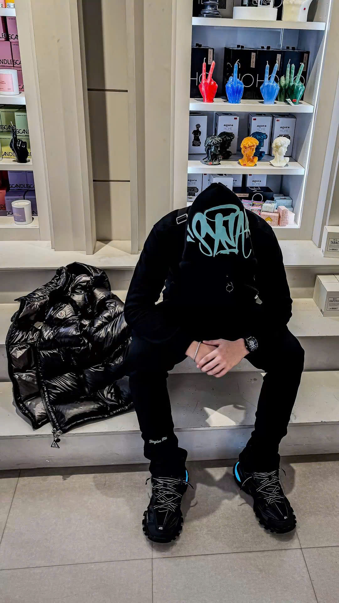 z7112655001099_149282d23f3765e9639a3d072c1ebb5b