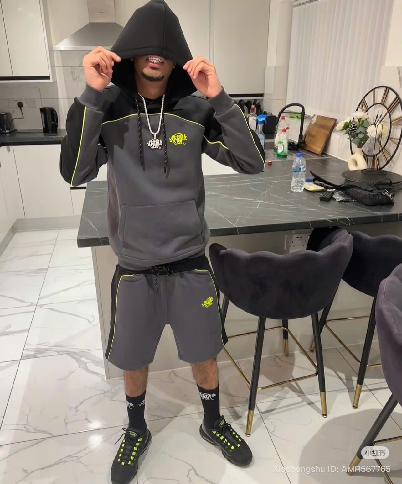 z7112657461533_691ab6d642ca915af1186d8a0653e386