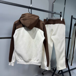 z7122512199402_25d2560d5cd5bc335b5a13d336162ffc