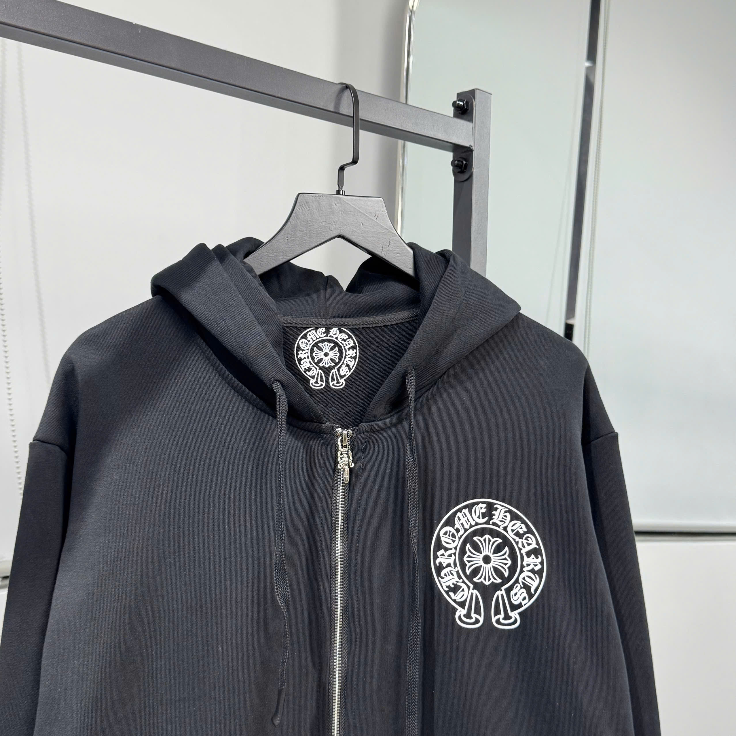 z7129981893389_cb568aefdcdab66f0abdf839def63ead