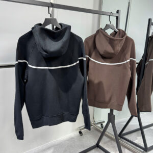 z7129985937521_a7c5edf378be774edec20d95072e5971