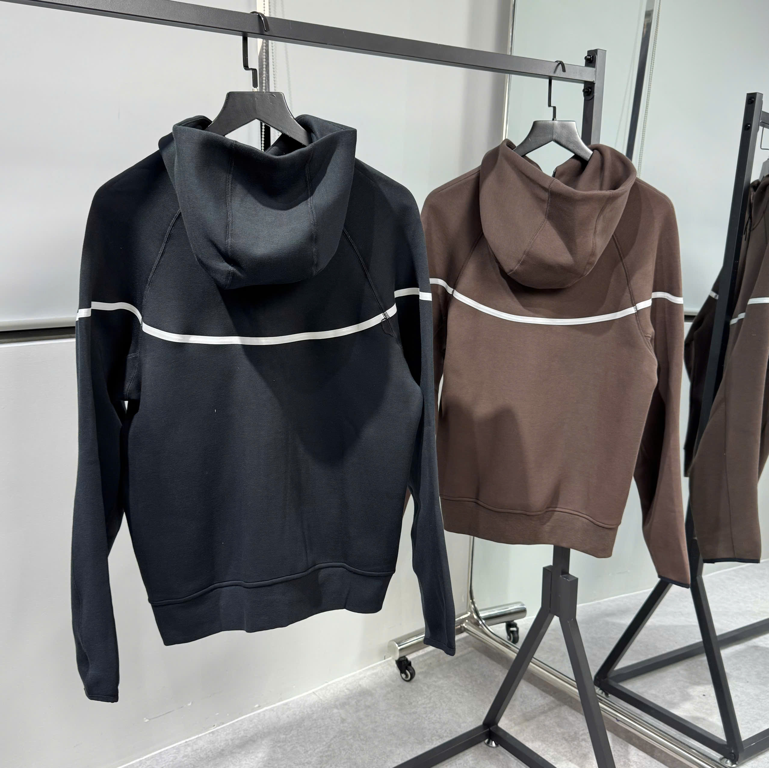 z7129985937521_a7c5edf378be774edec20d95072e5971