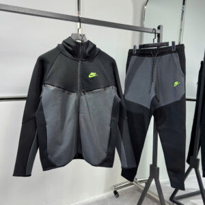 z7129991129035_3bb6e345bc97695000fbd1e1cc80b64b