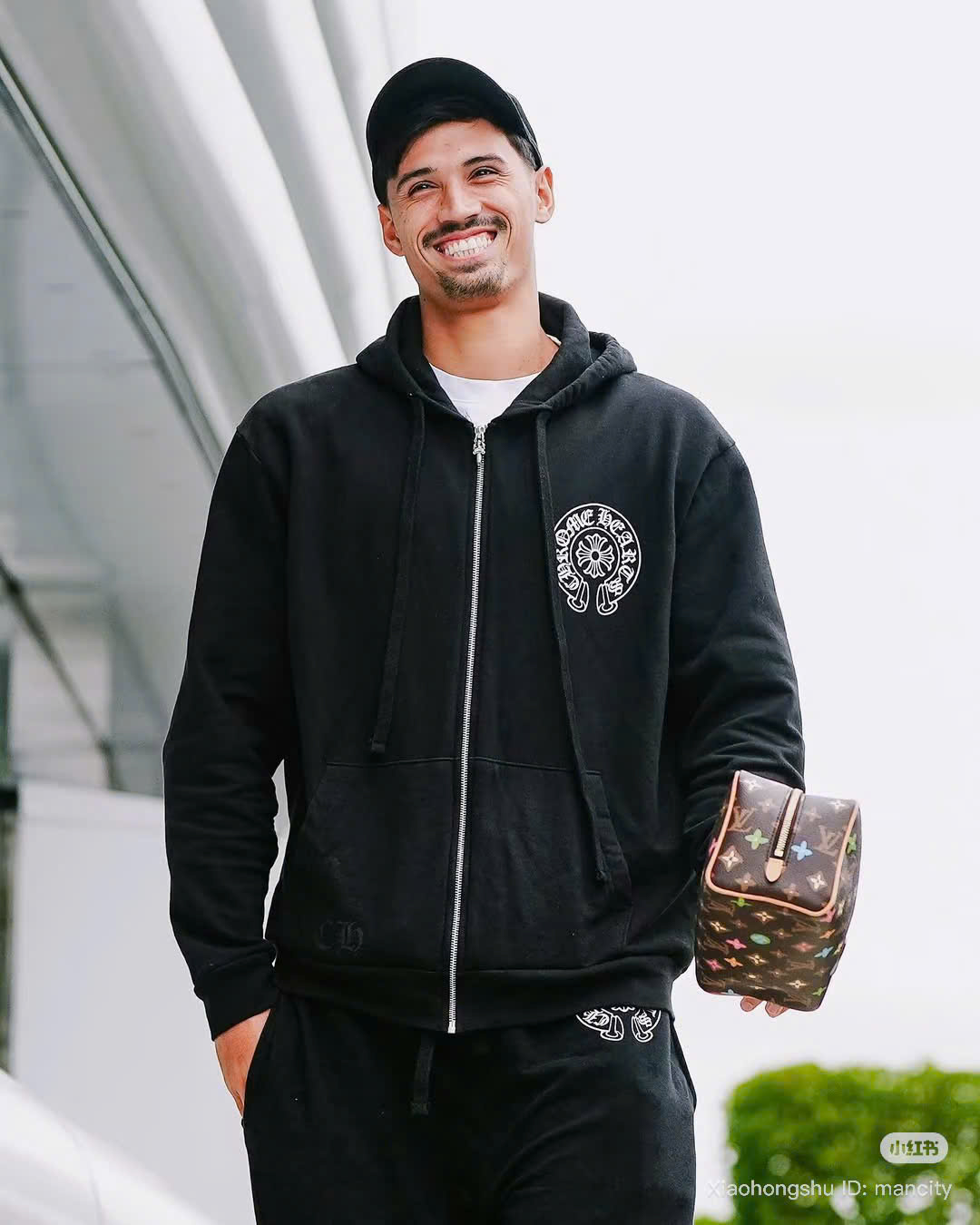 z7131969036350_2333245ff17c58d506f9326f5f7ebd8e