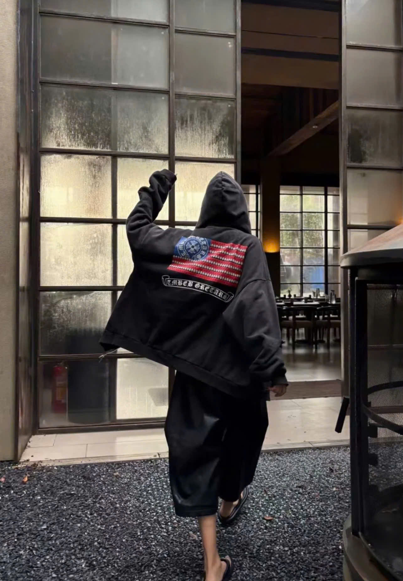 z7131969060791_d398f6fa8da061846207eaee723bd161