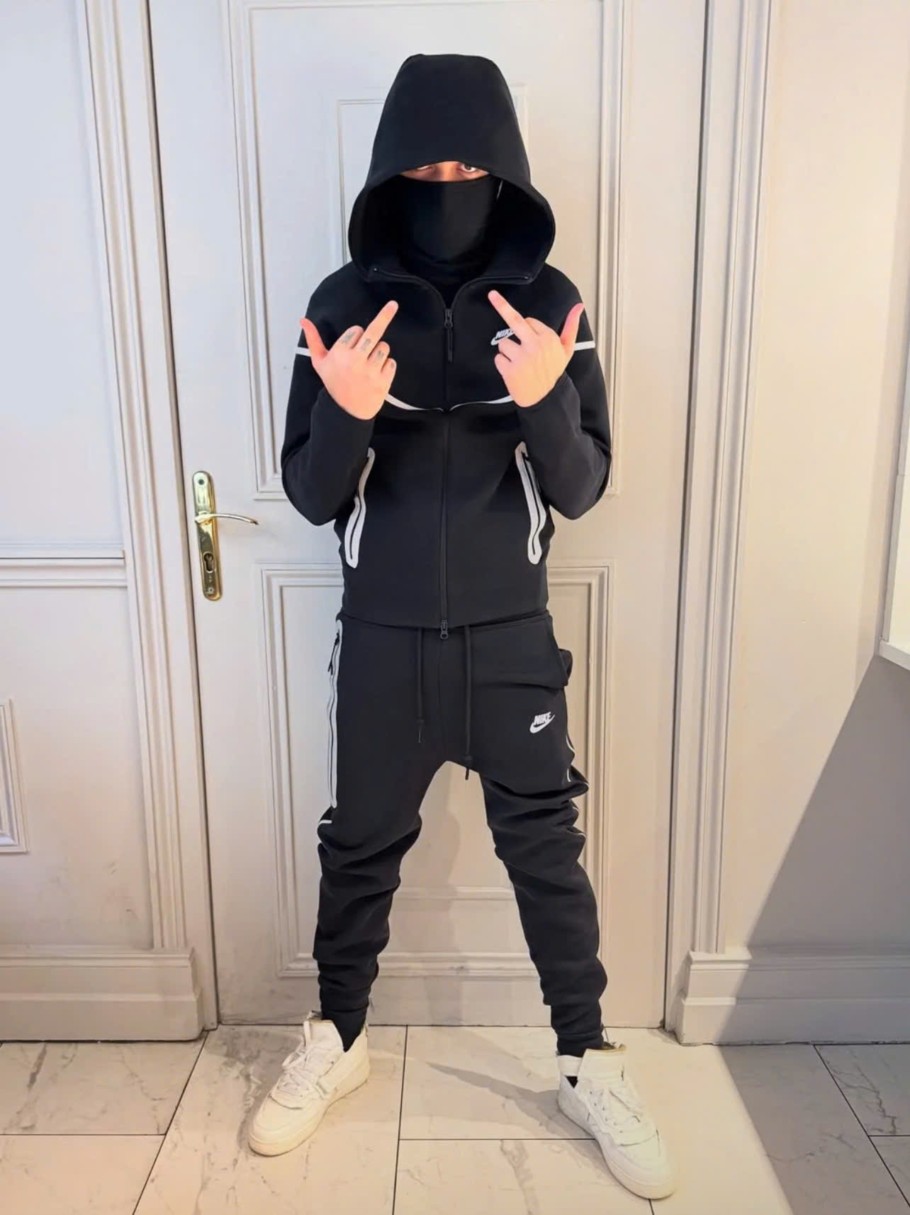 z7131983571592_54d7f290070ac146344625d98a459c6b