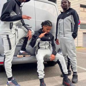 z7131989804958_4e8eeaf960ce14629315b05f7c1fd805