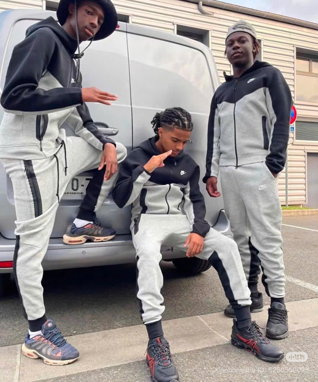 z7131989804958_4e8eeaf960ce14629315b05f7c1fd805