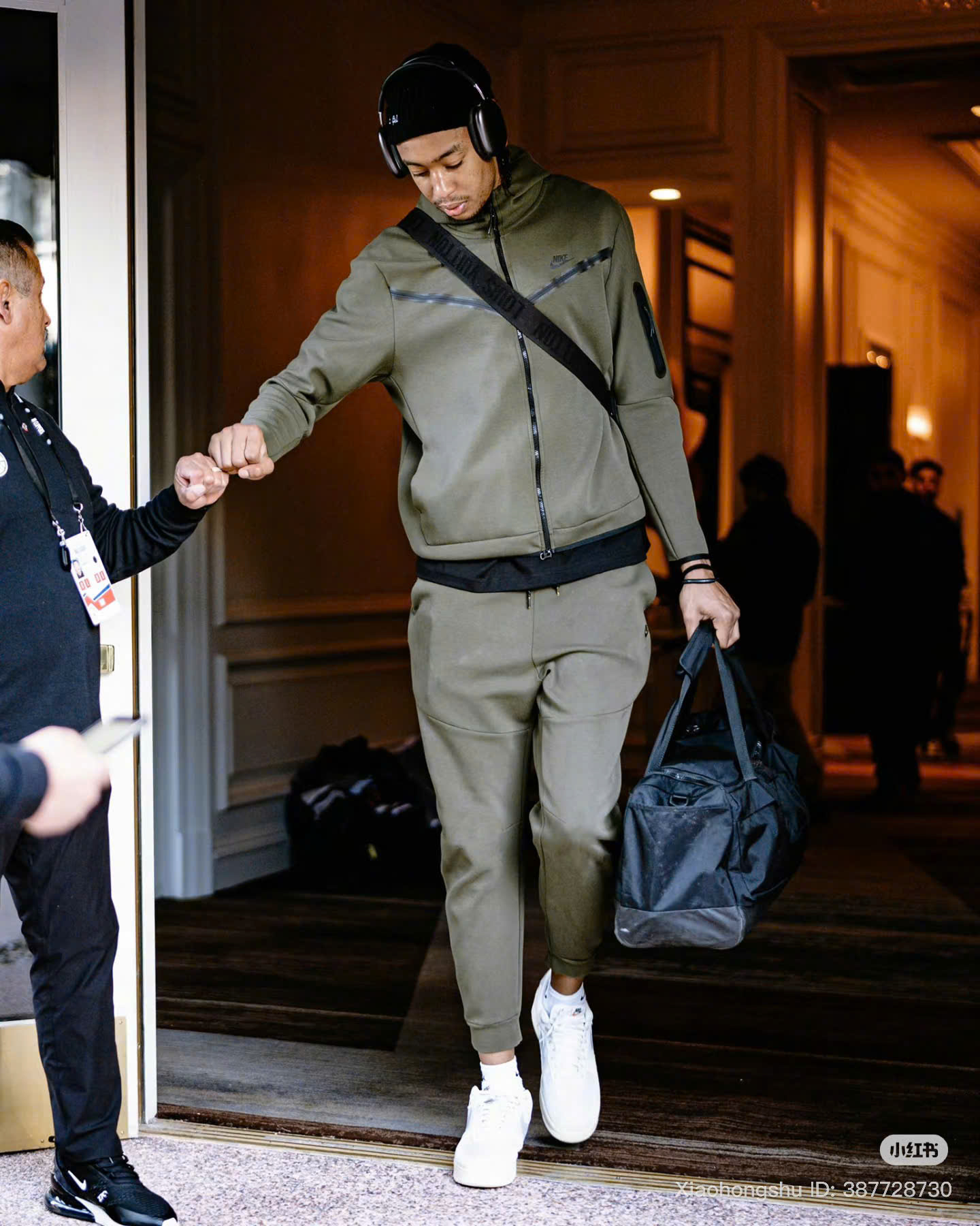 z7131994247662_8147694a038222171ba764361ff96991