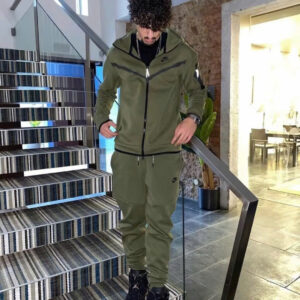 z7131994263201_af68fc1f06cf93754eeee147a3152c79