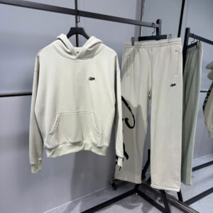 z7171424945643_c4d4083691d1d65f6f52b07b14300ee3