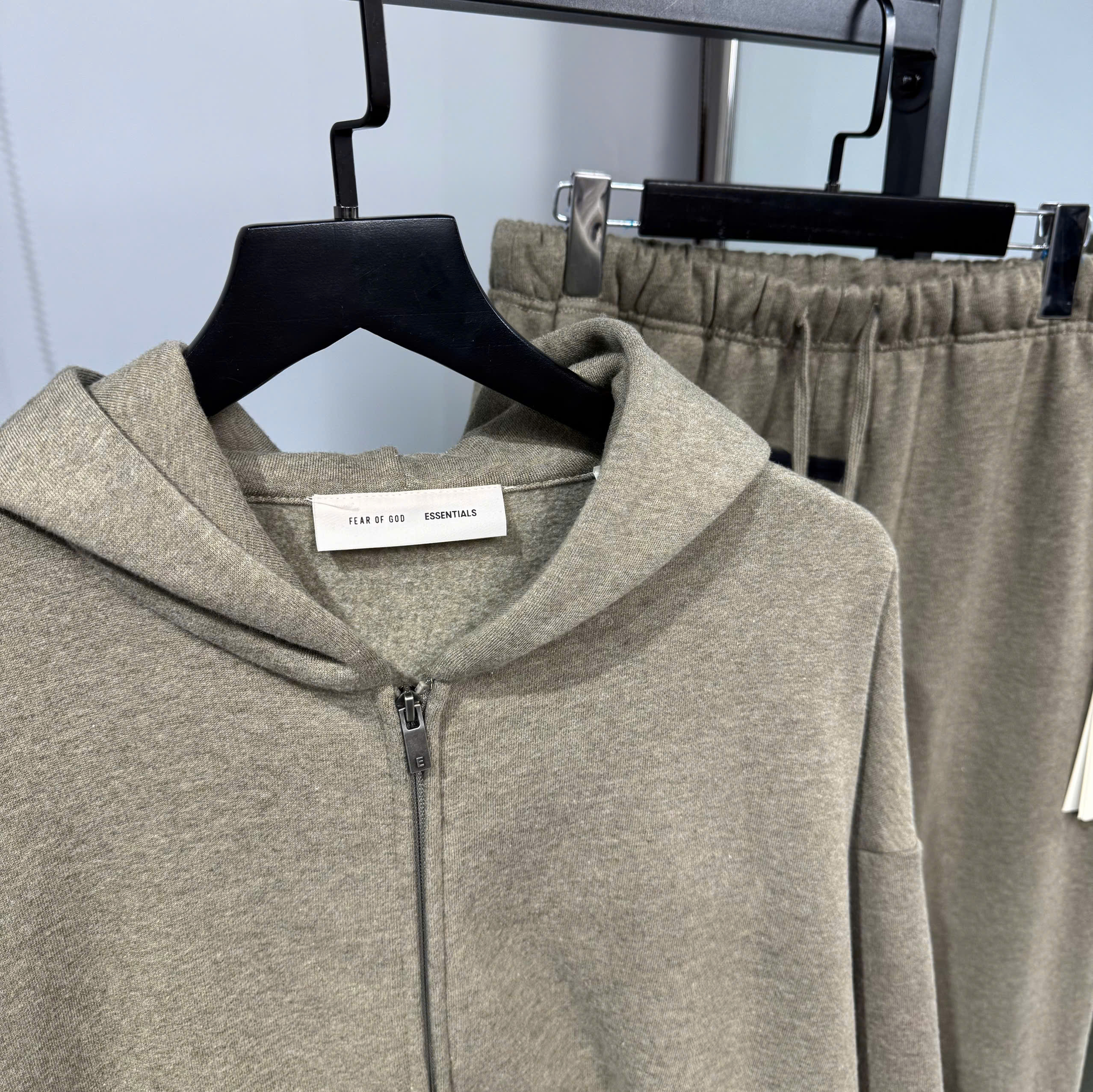 z7188857725019_c73cd7f86f52ab5e6da3aa7b81f72e6f