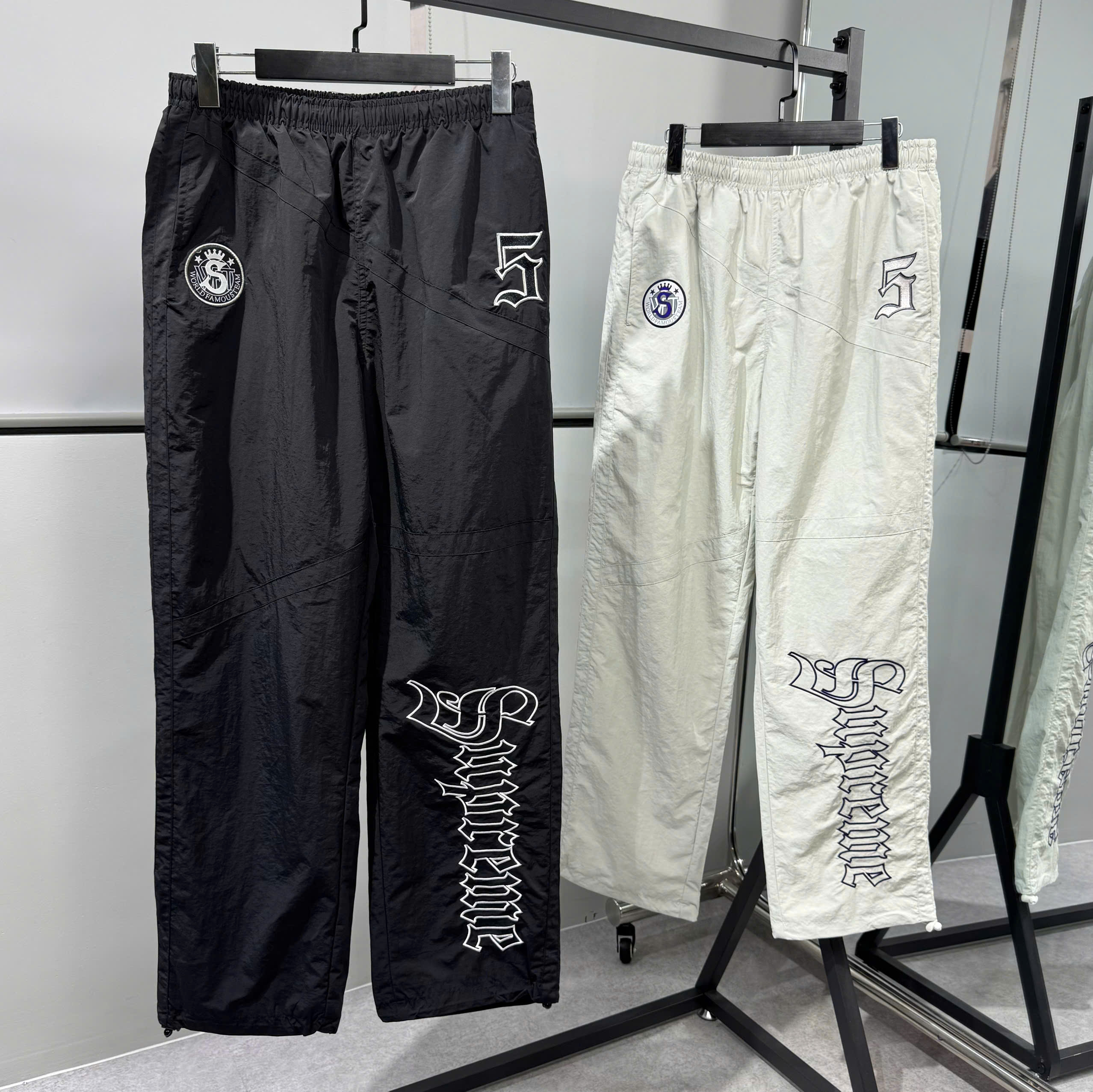 z7232702794942_7b04e7482832c360a445fb4e57321797