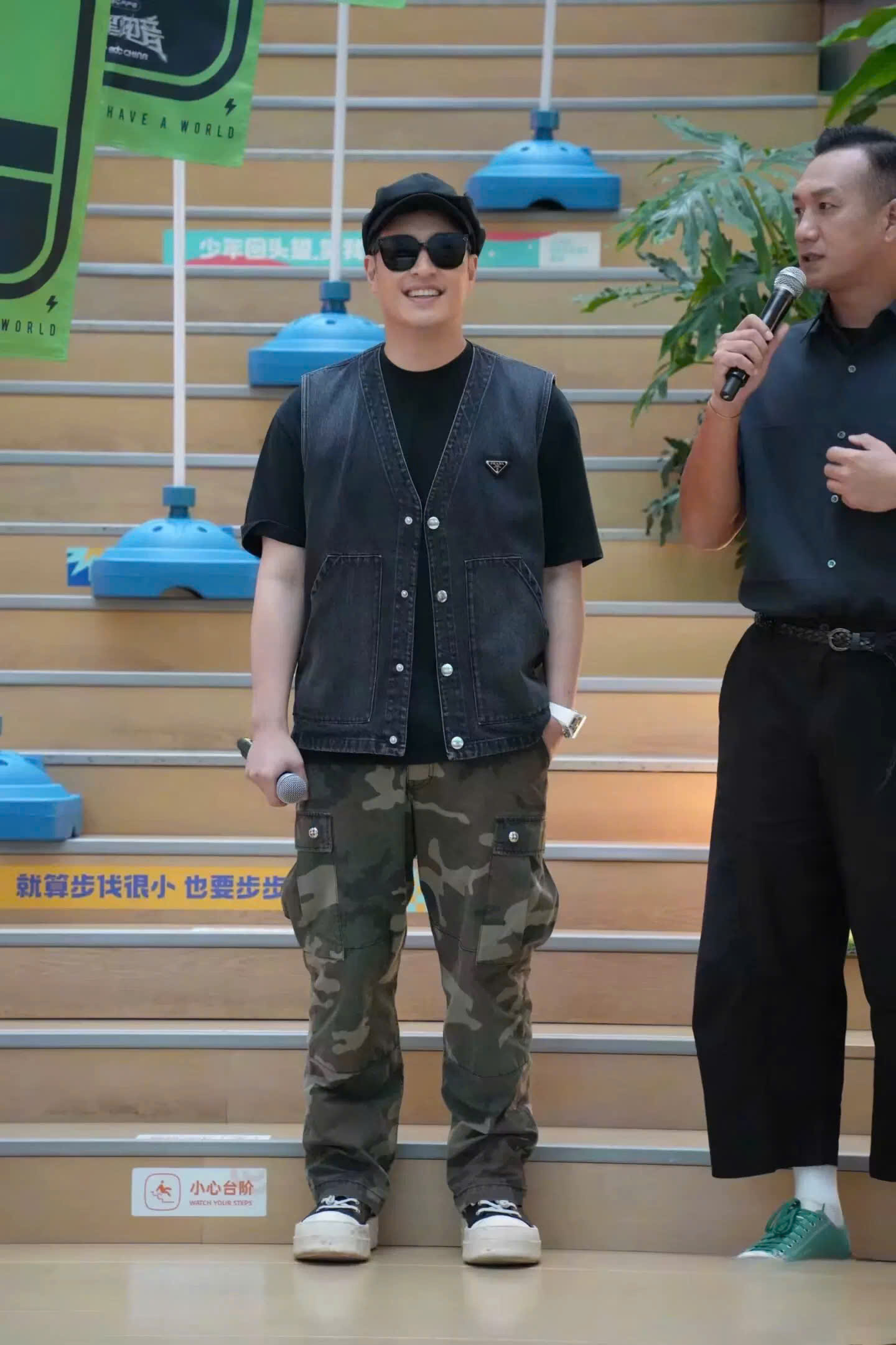 z7233829717165_04d5d8d5bf4a26578909c679436f160f