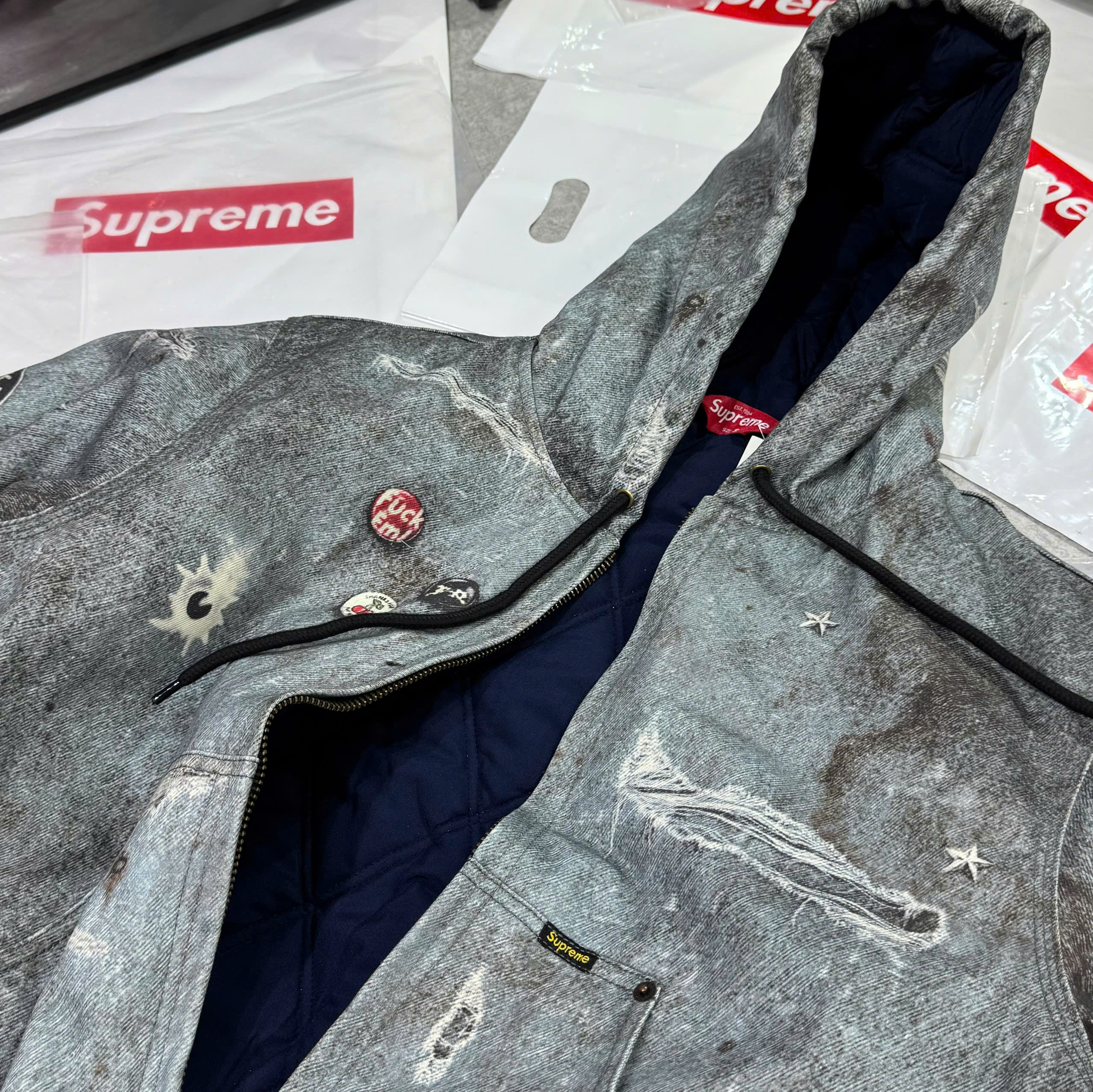 z7308815168963_46f9a3b881824746879d0889f801bbb2