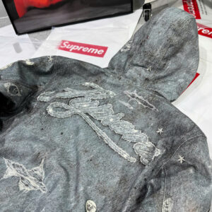 z7308815176608_4ae0f8052c3a905cd730663e7154216a